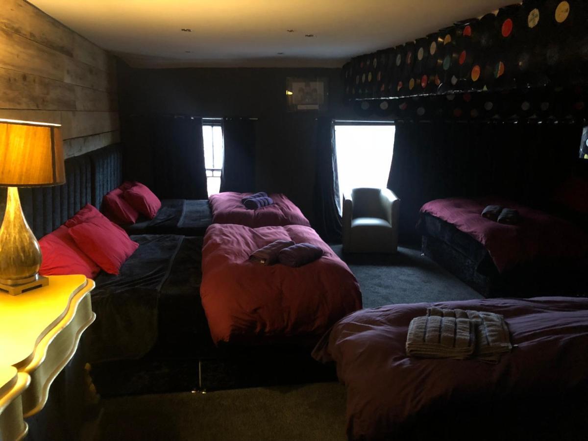Liverpool Party Pad Hotel Exterior photo